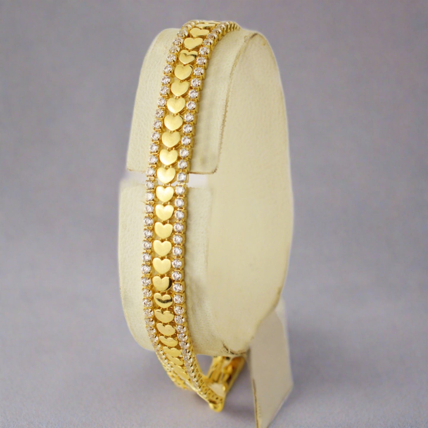 Gold bracelet "Heart"