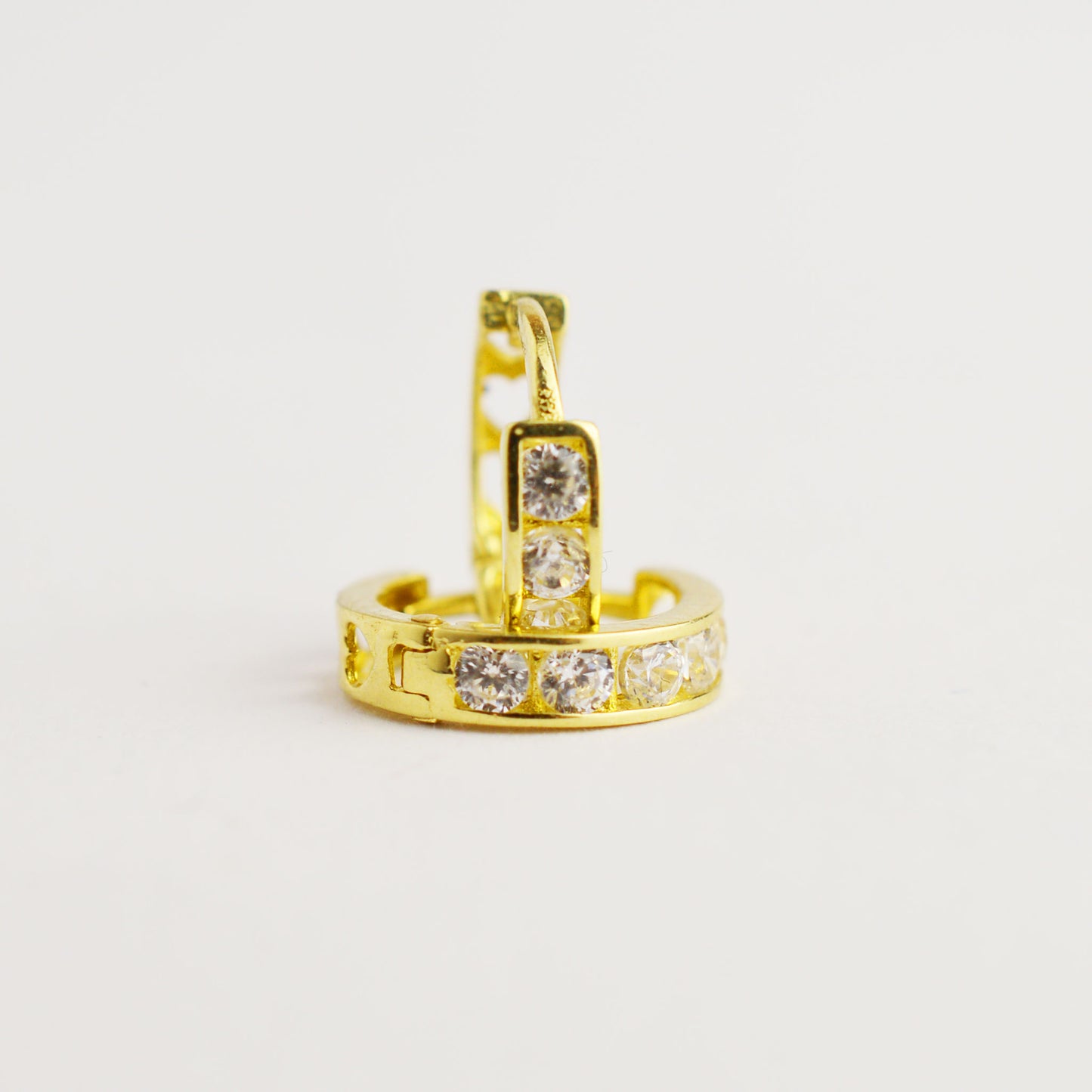Children's gold earrings
