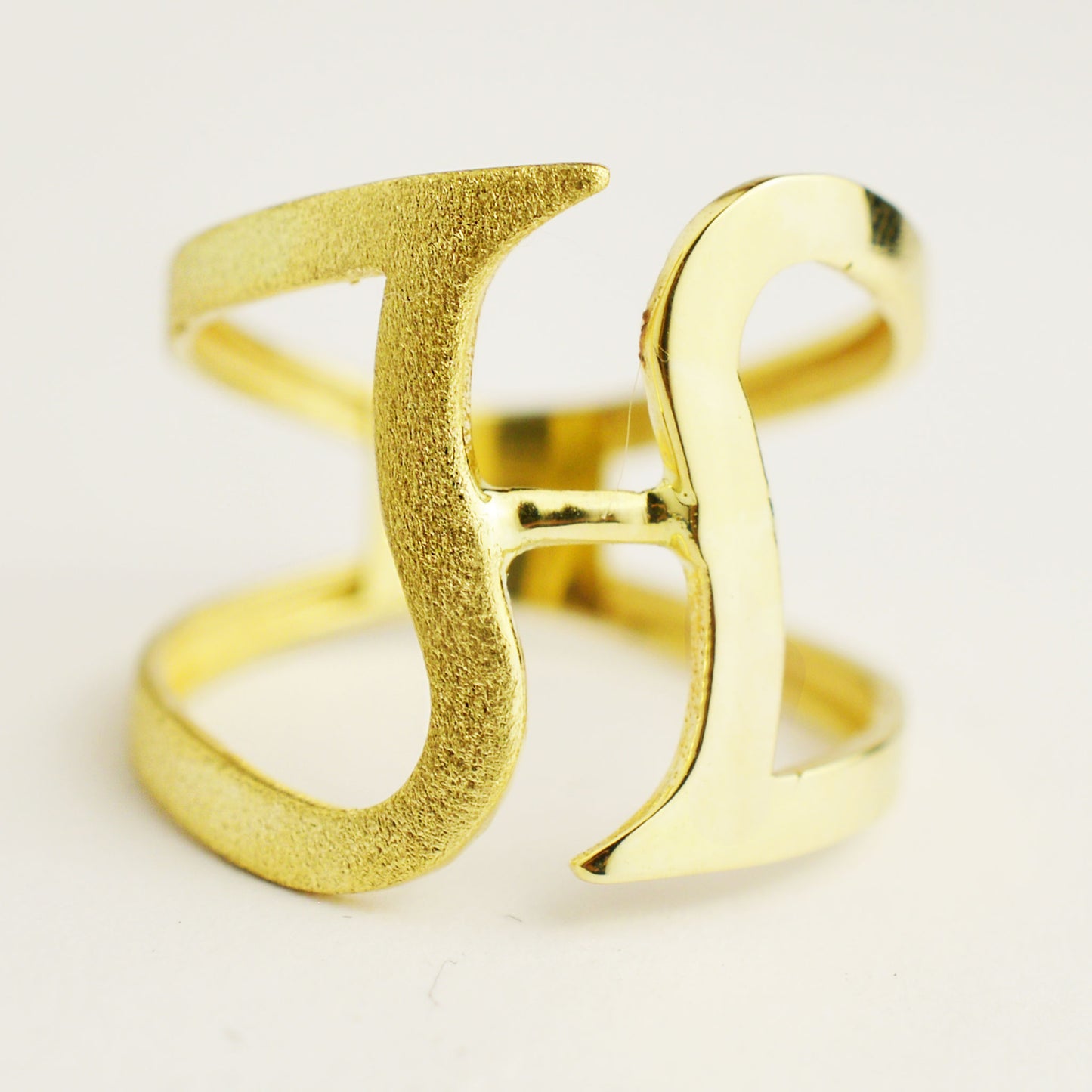 Bulgarian yellow gold ring
