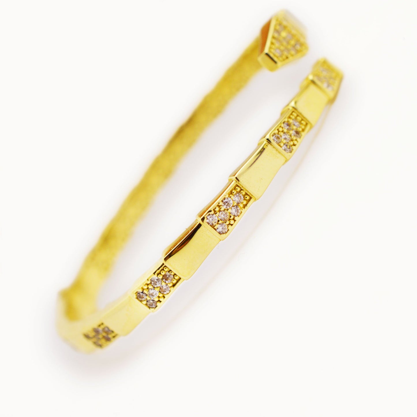 Златна твърда гривна - Bulgari Yaniko Gold