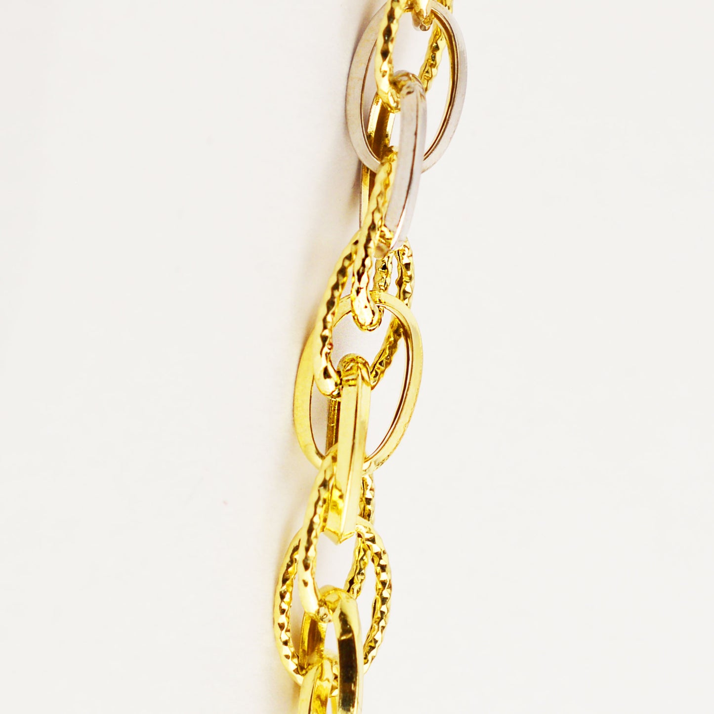Women's gold chain
