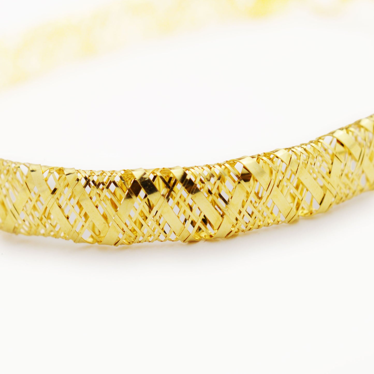 Златна еластчна гривна