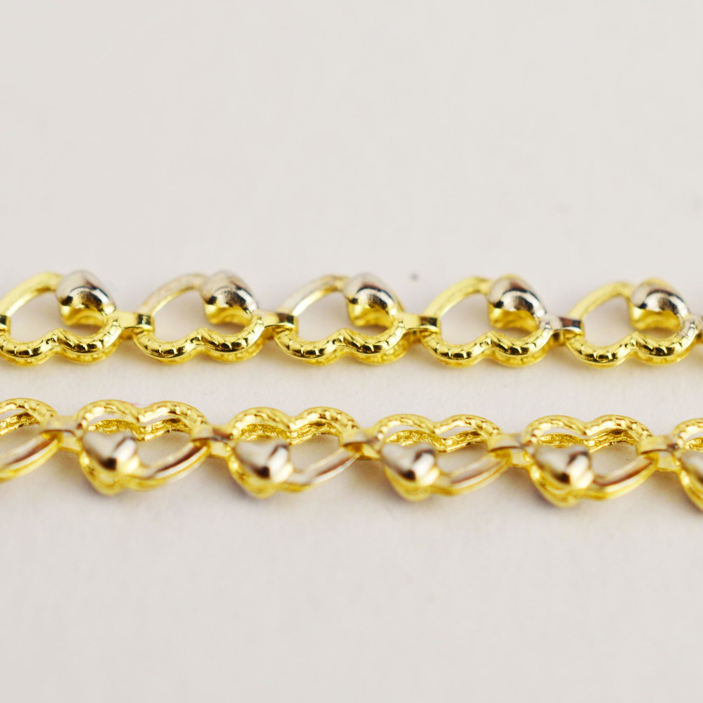 Gold flat chain large Heart