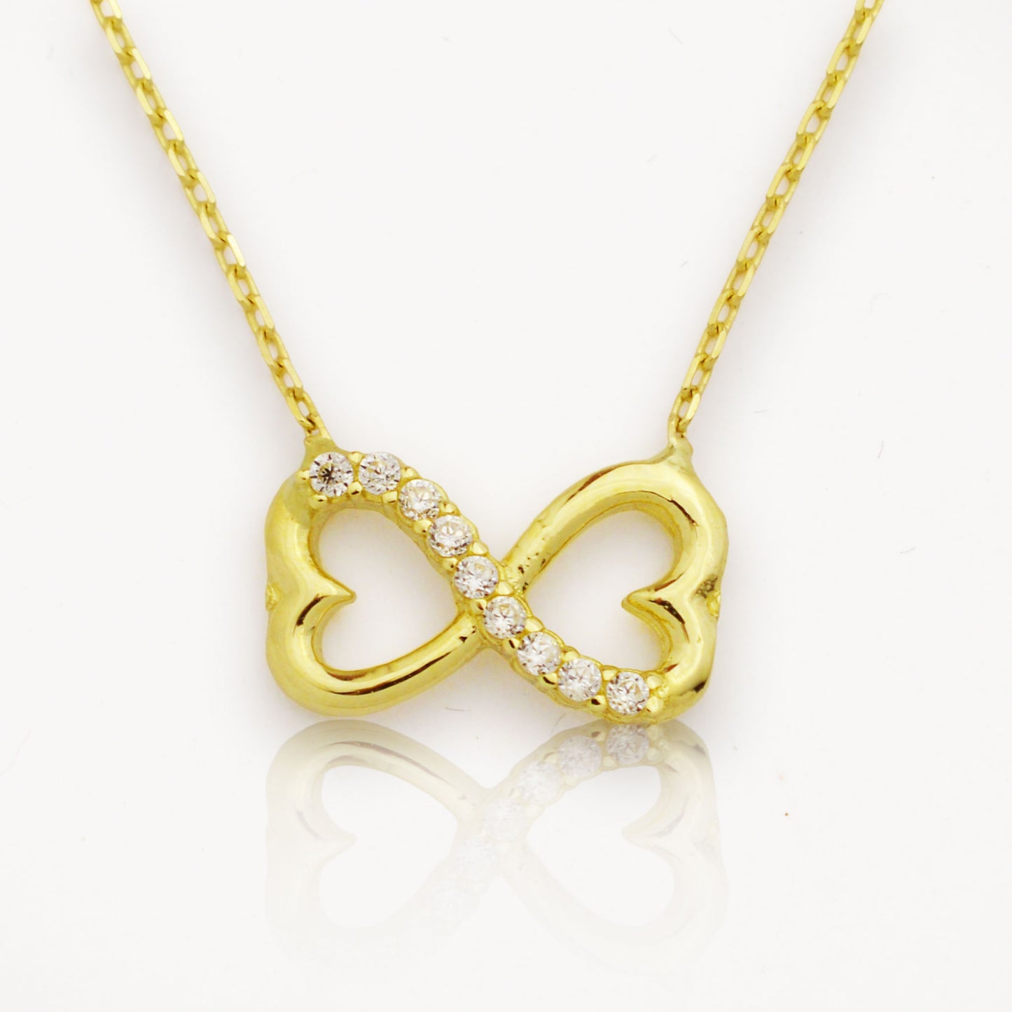 Златно колие - Безкрайност