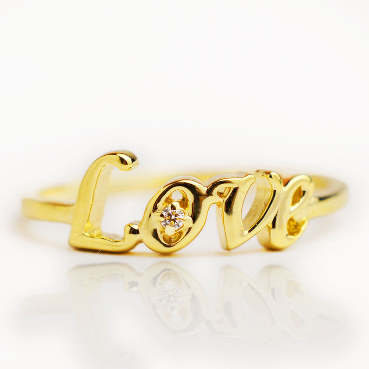 Български златен пръстен Love 14К жълто злато