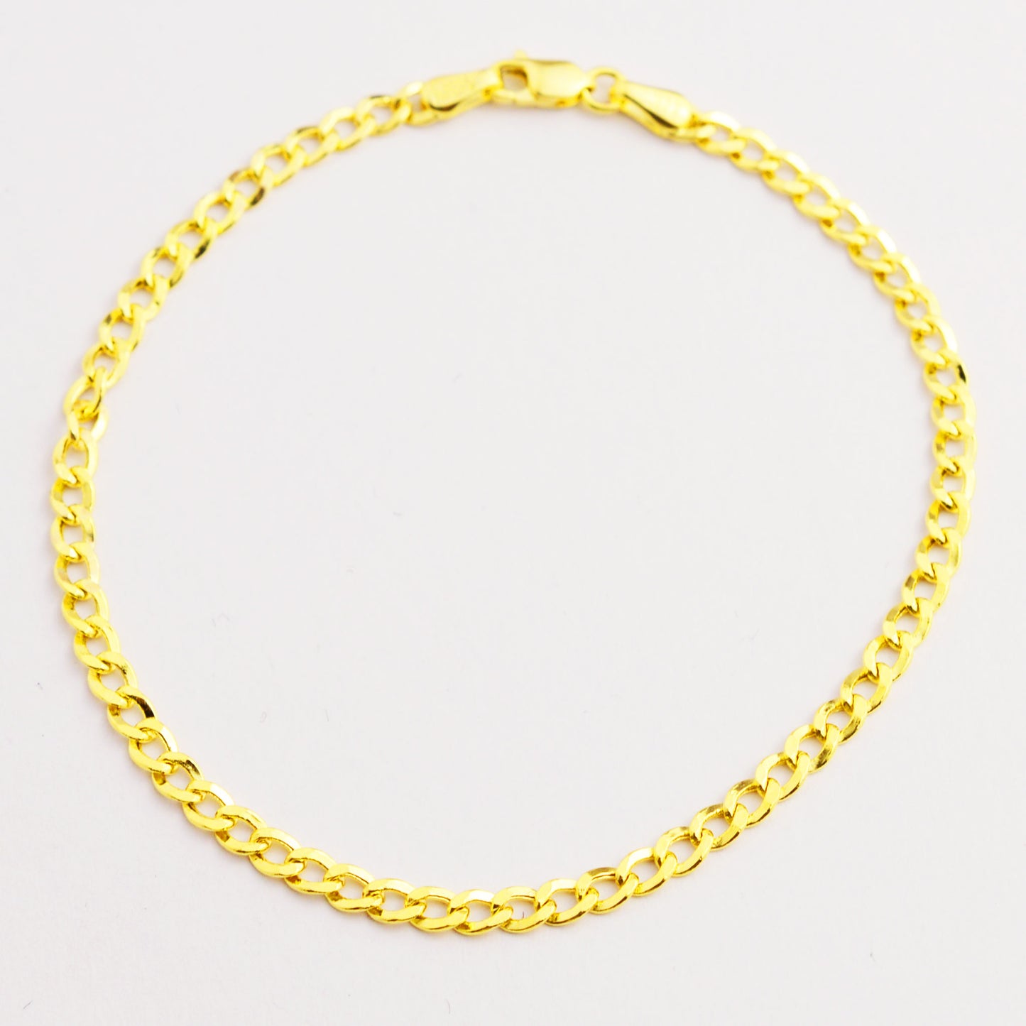Gold lightweight bracelet