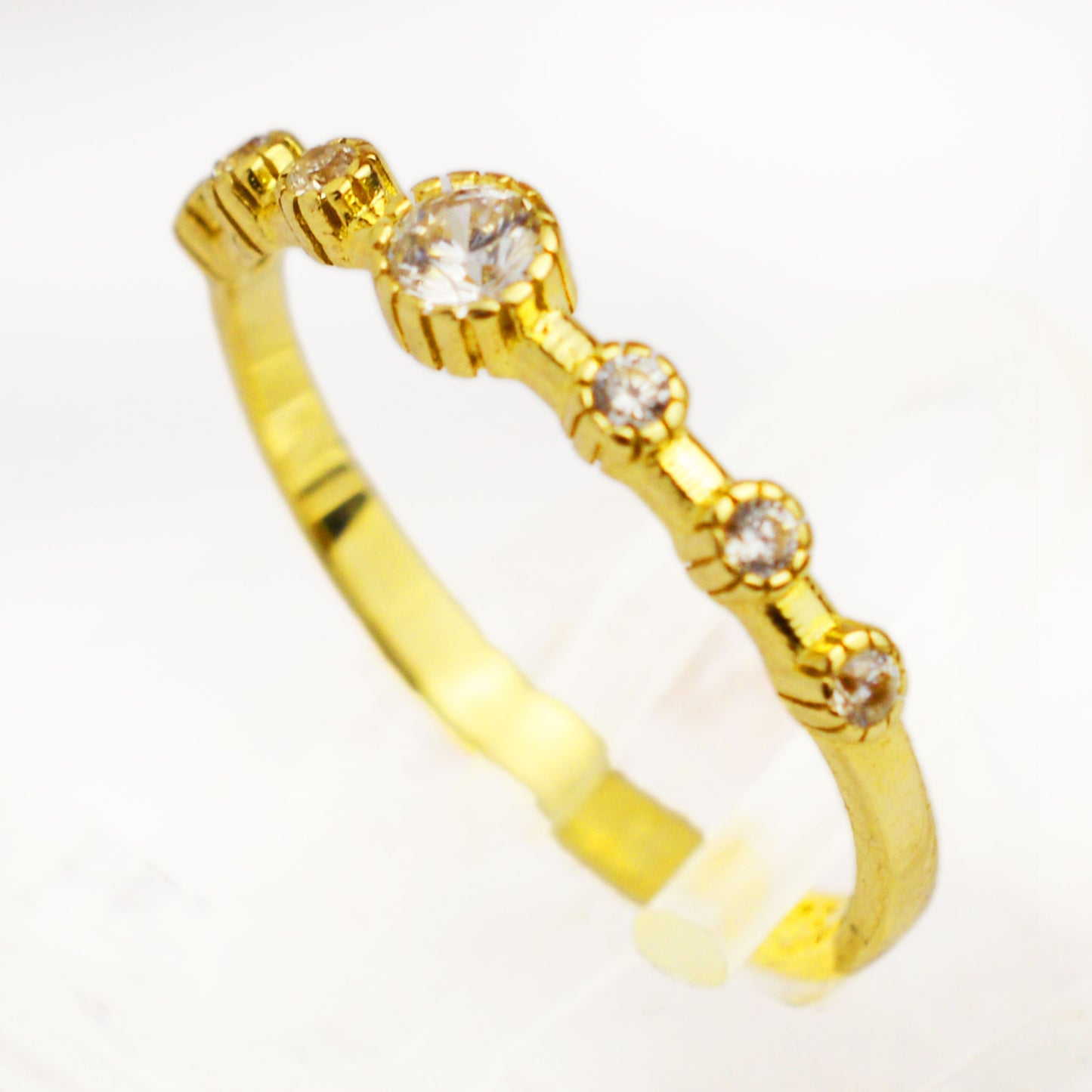 Gold engagement ring