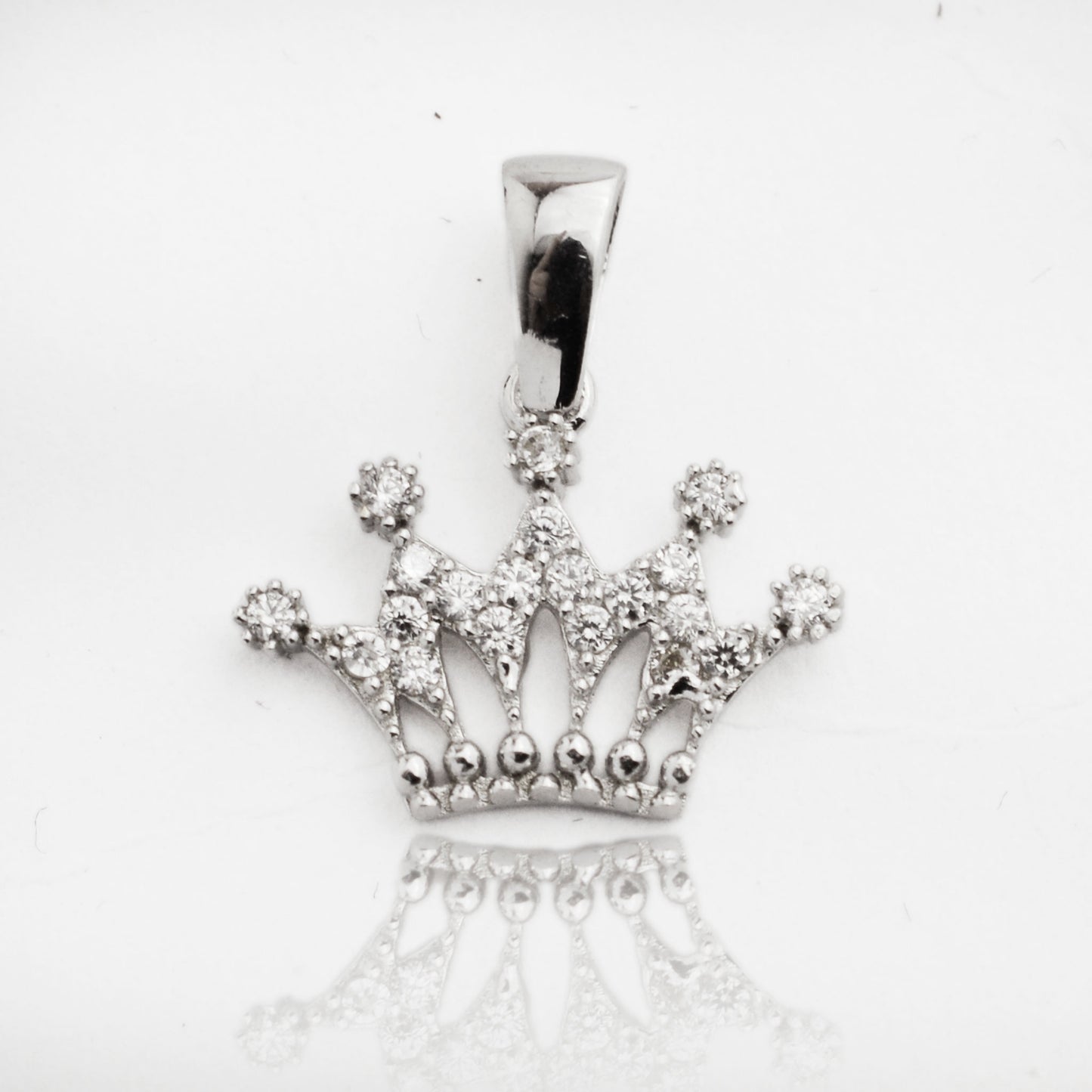 White gold pendant - Crown