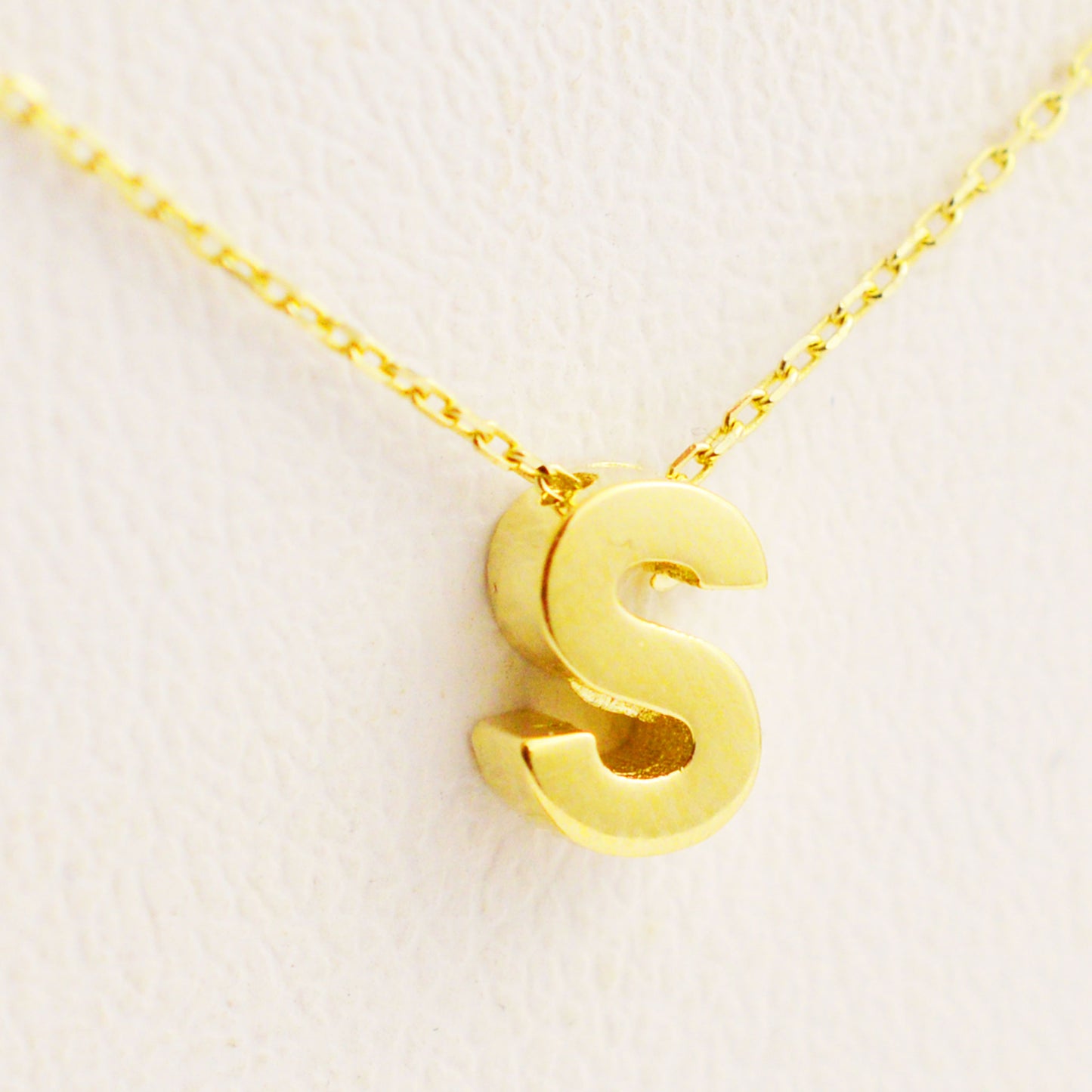 Gold necklace - letter 'S'