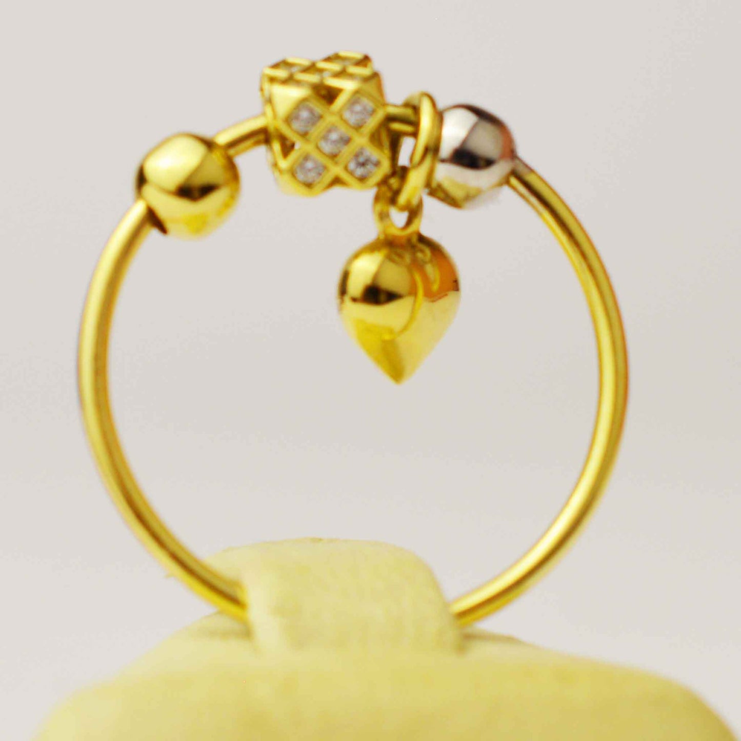 Delicate gold ring