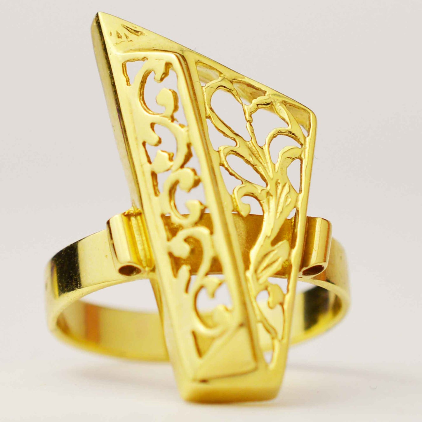 Български златен пръстен - Пиано