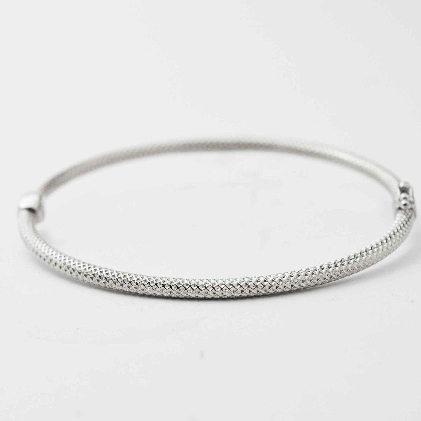 Solid white gold bracelet
