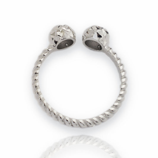 Златен пръстен от бяло злато