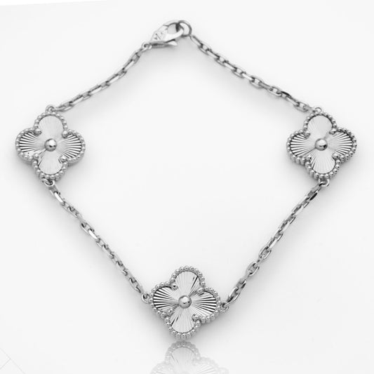 Златна гривна от бяло злато Van Cleef - Yaniko Gold