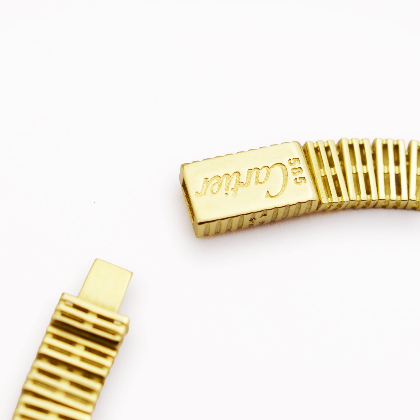 Златна гривна Картие "Love Unlimited"