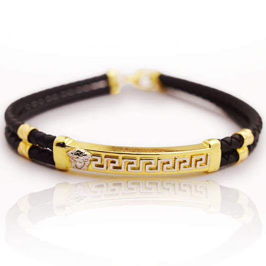 Златна мъжка гривна с черна кожа