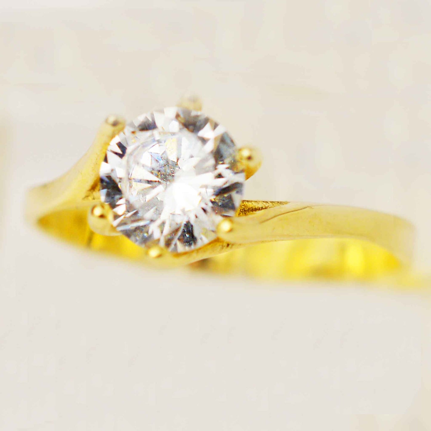 Български годежен пръстен от жълто злато