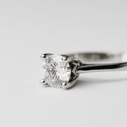 Пръстен от бяло злато и мойсанит 1.00ct. Yaniko Gold