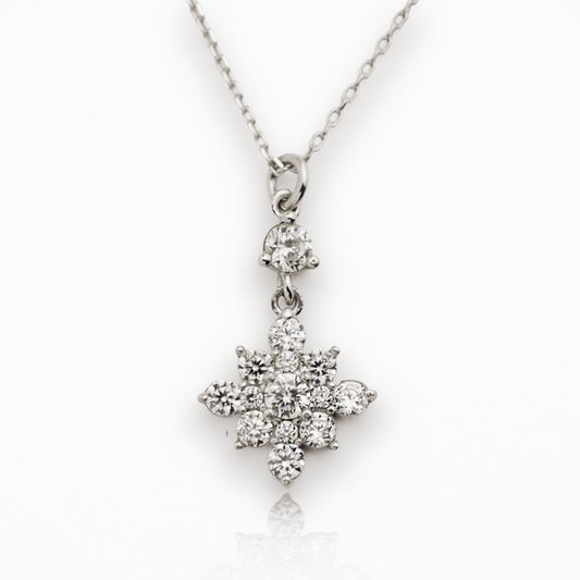 Златно колие от бяло злато